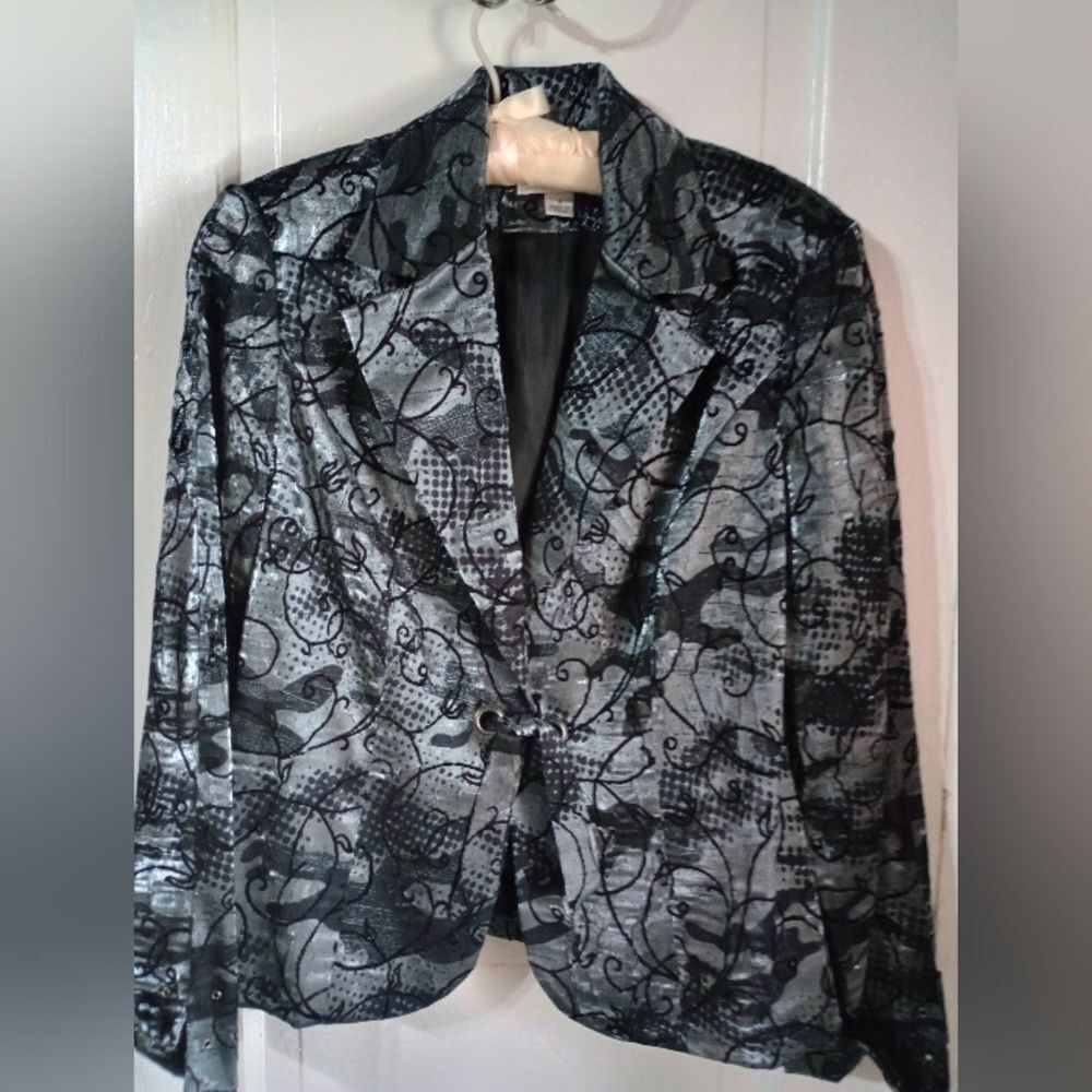 Lena Gabrielle size 6 beautiful women's jacket